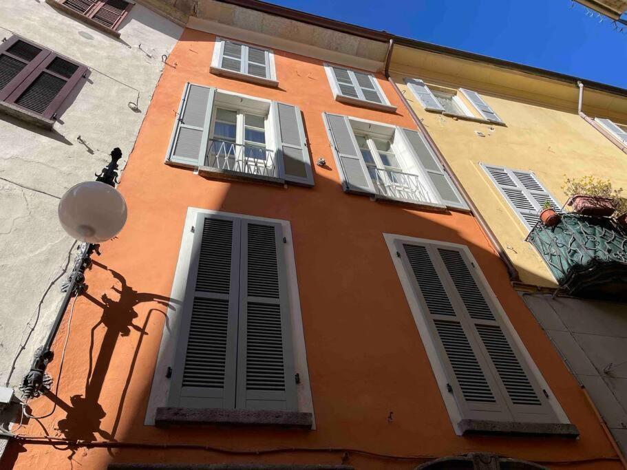 Apartment In Centro Storico Intra